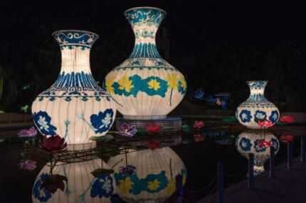 金秋到新加坡品美食观自贡灯展（图）