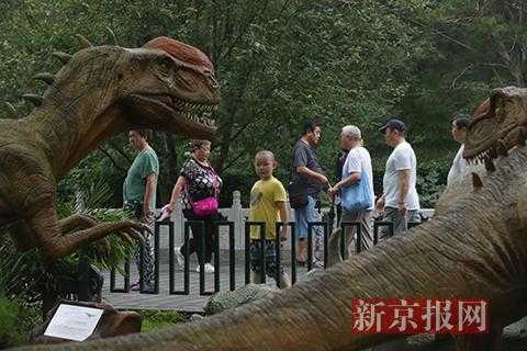 45只仿真恐龙亮相陶然亭恐龙科普文化展（图）